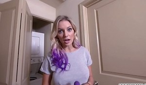 Palpitating contraption makes Kenzie Taylors mummy pussy as a result wet!