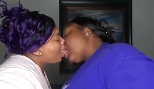 2 bbws kiss for the first time XXX