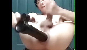 Chinese camboy fisting his loose mini-rosebud ass fucking with Bbc