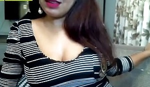 Indian slut teasing on cam -  porn JuicyGirlCams porn video