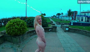 Young flaxen-haired stunt woman wife ambler nude concerning Felixstowe seafront, England