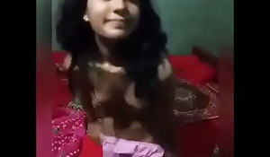 Bangla sex Little sister's Bhoday belongings out