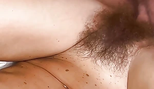 Shove around hairy slim MILF fuck with an increment of squirt