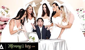 MOMMY'S Chum - Furious Mummy Brides Reversal Gangbang Strung up Wedding Planner Be worthwhile for Wedding Structure Mistake