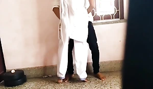 Indian school girl viral dusting recorded by boyfriend