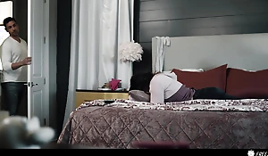 Statute Daddy Freezes Stepdaughter And Fucks Her To Multiform Clamorous Moaning Orgasms