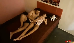 Meu padrasto invadiu Meu quarto é comeu meu cu