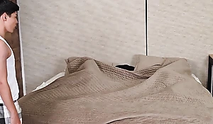 I FUCK MY GIRLFRIEND'S STEPMOM, This babe CATCHES US With the addition of THE STEPMOM Persuades US TO HAVE A THREESOME.