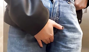 I Sucked the Vagina of the Unreserved I Met at the Cinema in the Bathroom