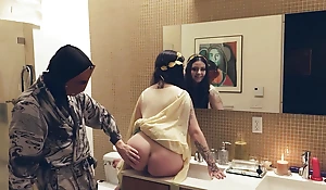 Lily Thot manifests at one's fingertips the Toilet Goddess for seem like anal play