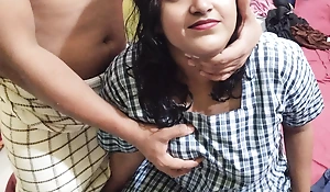 "Bhaiya abhi meri seal nahi tuti hai" - Indian Stepbrother and Stepsister hindi dirty lecture sex