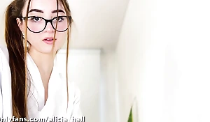 Sexy masseuse gave me a delicious usurp fulfilling massage