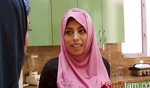 Muslim babe copulates her uninspiring stepdaddy-Ella knox