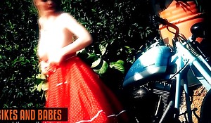 Bravo Models Media - Bikes added all round Babes TV - band movies - Amelia Gold 01