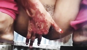 Bangladeshi slurps village girl sweat boobs and parsimonious chut ki chuda chudi. Bangla Dhaka xxx girl viral video.